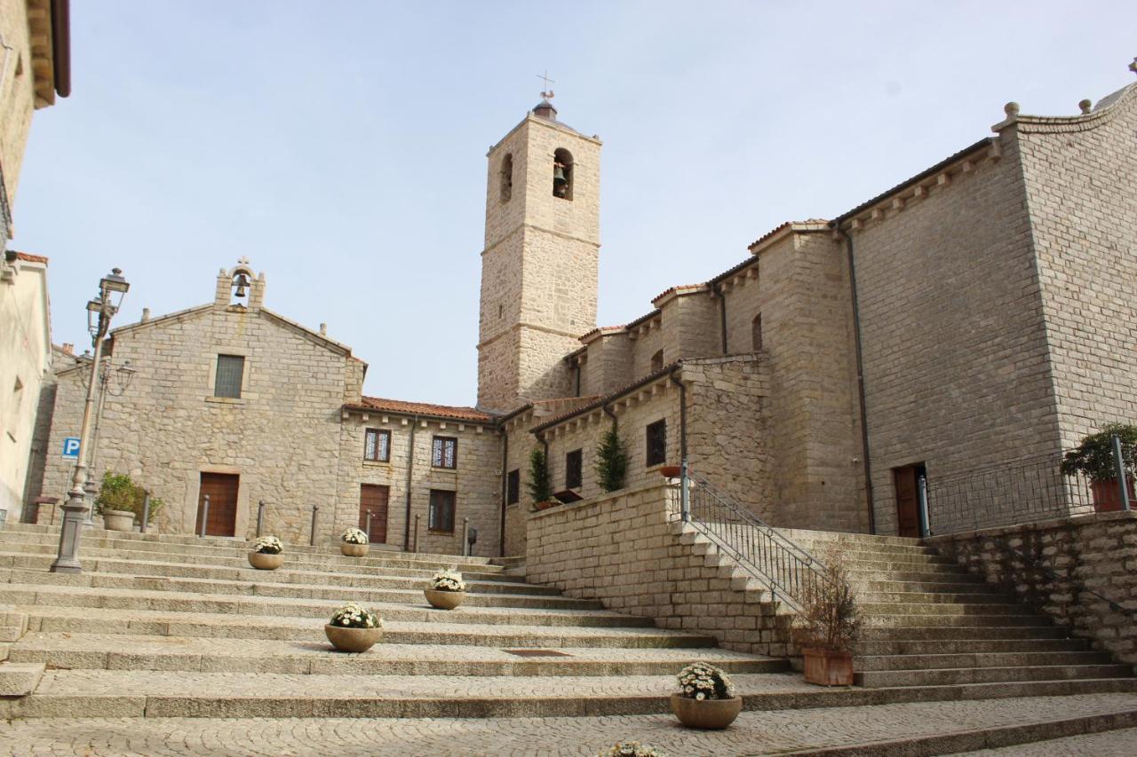 La Vecchia Posta B&B Calangianus 외부 사진